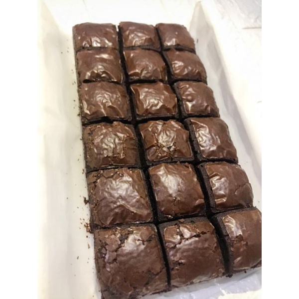 Brownies Fudgy Premium Original Tanpa Toping