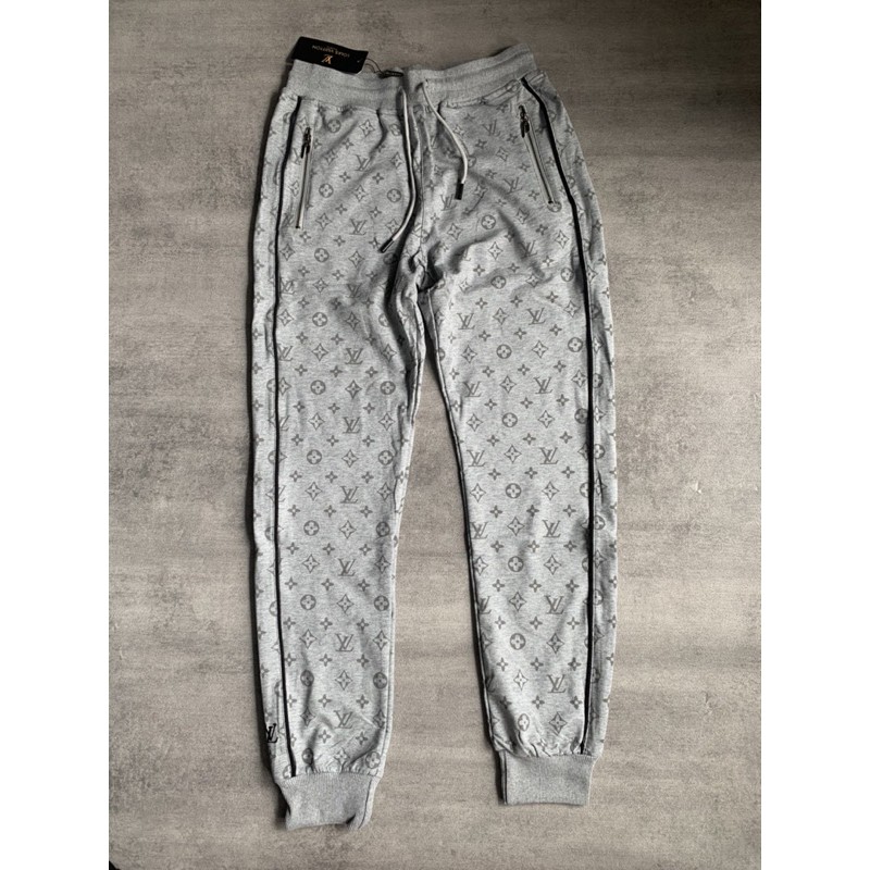 Celana Panjang Jogger Pria Louis Vuitton LV Premium Import