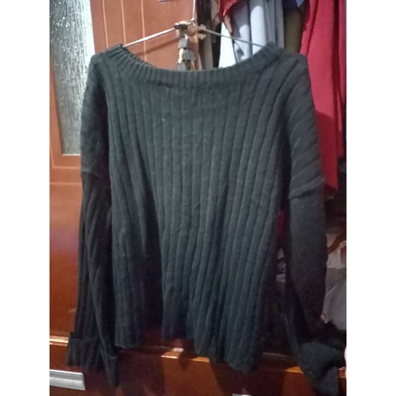 uniqlo lengan trompet LD 100-120