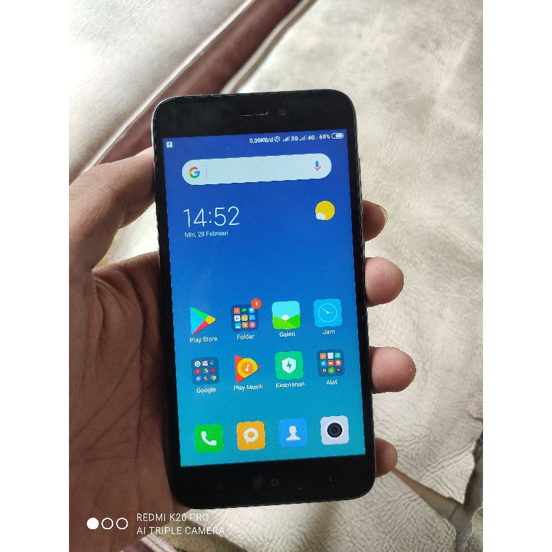 Xiaomi Redmi 5A RAM 2GB Internal 16GB Second Bekas
