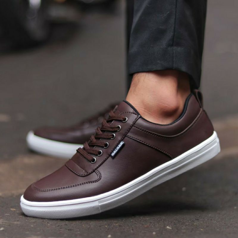 Sepatu Pria Terbaru Sneakers Casual Polos Hitam Coklat Kets Santai Kasual Cowok