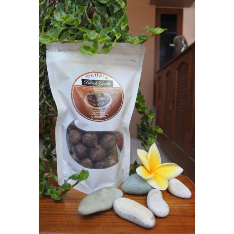 

Bawang Tunggal Hitam (Black Garlic)