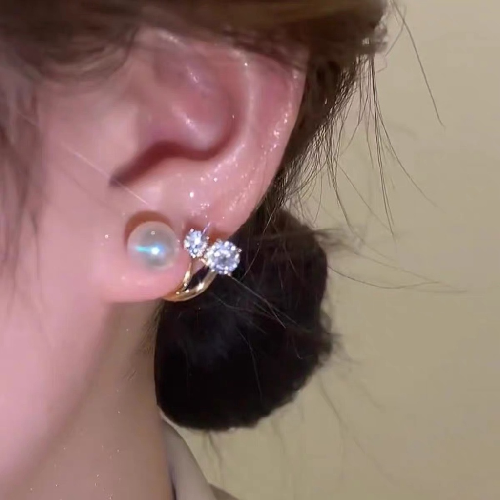 Anting Stud Hias Kristal Mutiara Warna Emas Untuk Wanita
