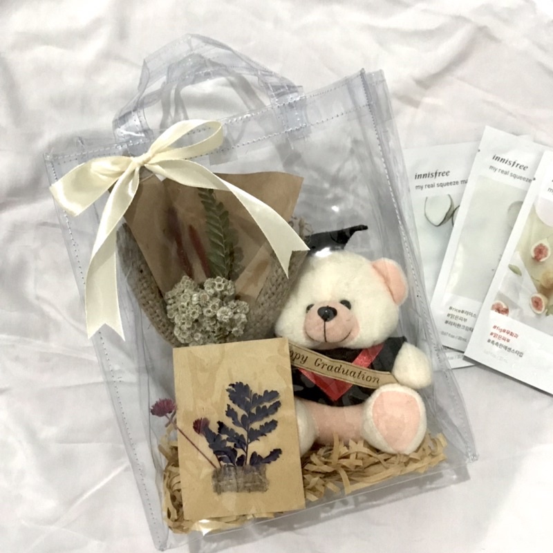 GIFT WISUDA BONEKA/BUNGA/ BOUQUET SIDANG / HAMPERS / KADO ULANGTAHUN/  TAS TRANSPARAN