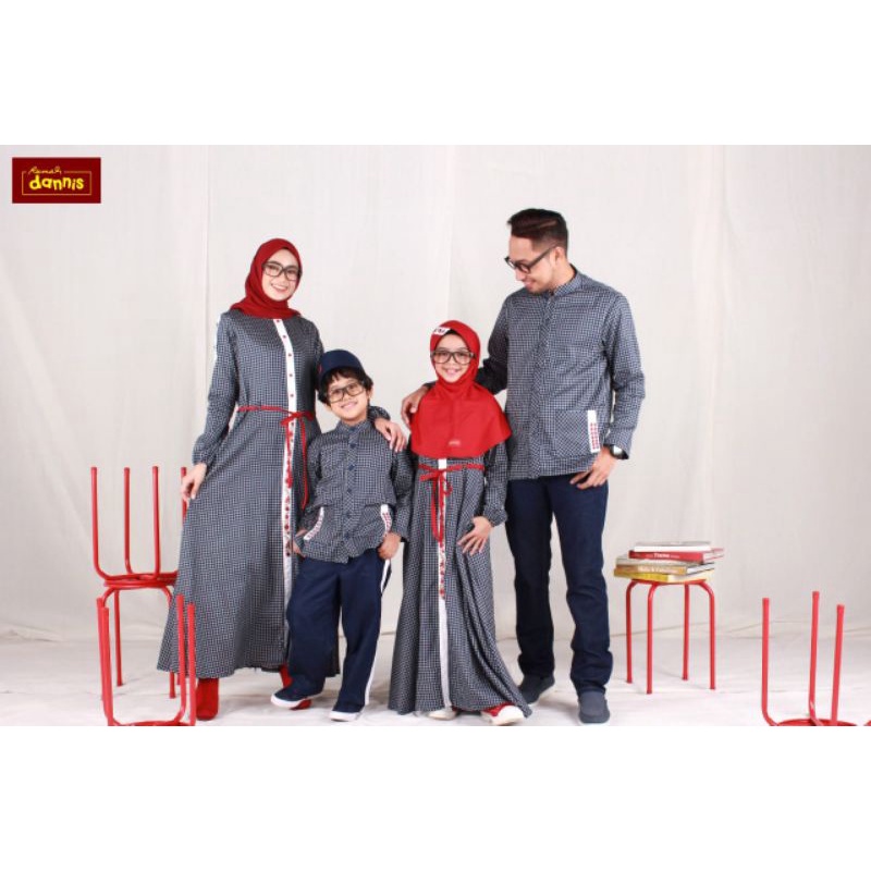 sarimbit dannis D'Cambridge anak part II