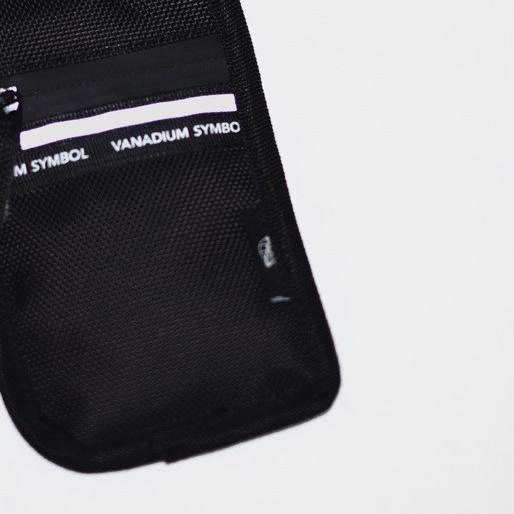 VSYMBOL Vanadium Vhoebe Hanging Wallet / Neckbag