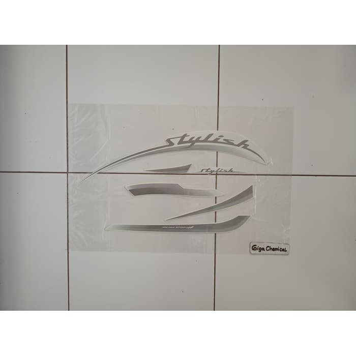Striping Sticker Lis Scoopy Stylist 2019 2020 Putih
