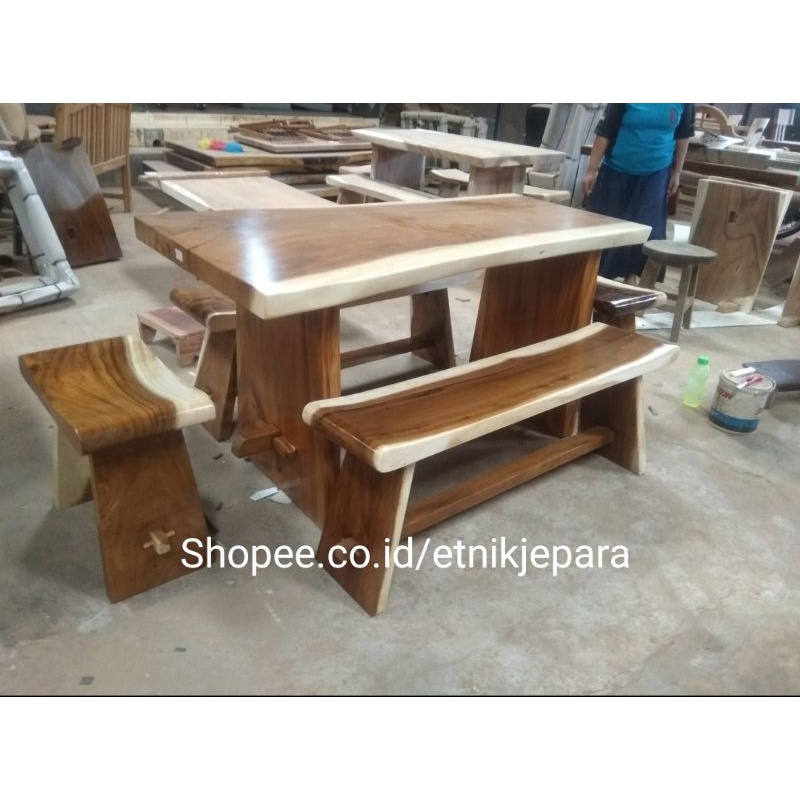 Meja makan kayu trembesi 180x70x75 tebal 6