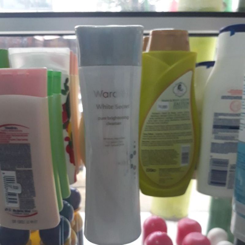 Wardah White Secret pure brightening cleanser