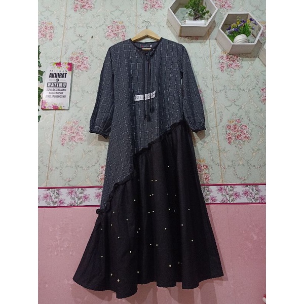 Gamis preloved syar'i NMR BY NAMIRA dress second pl muslimah syar'i Maxy umbrella