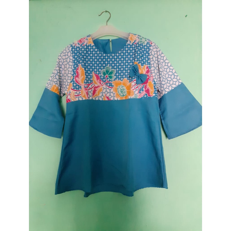 PRELOVED BATIK MODERN WANITA (BLOUSE)