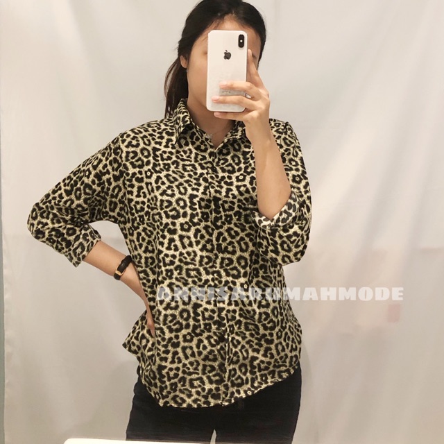  KEMEJA  LEOPARD VINTAGE  ATASAN WANITA PAKAIAN WANITA 