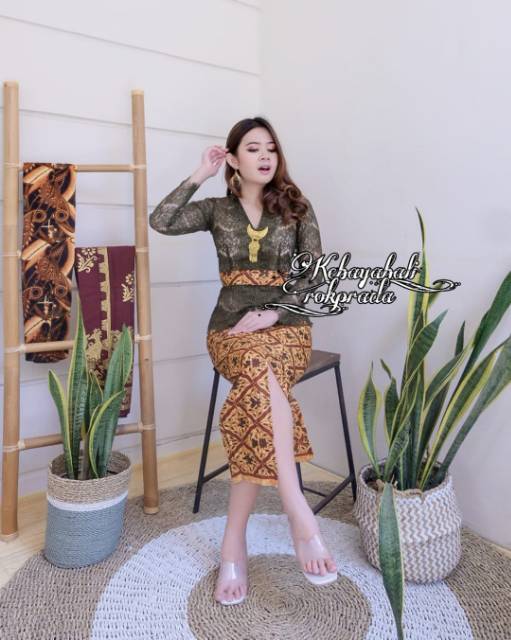 Set kebaya kartini panjang