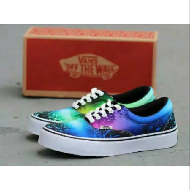 SEPATU VANS AUTHENTIC FULL BLACK HITAM POLOS WHITE PUTIH OLDSKOOL CASUAL ICC IFC DT