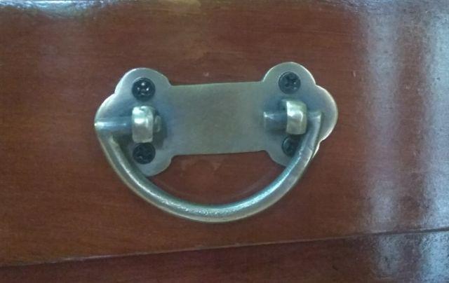 Tarikan Laci Kuningan Motif Tulang Kecil Antik Brass Cabinet Ukuran 7,5 Cm X 3,5 Cm