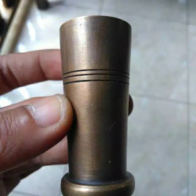 Alas Kaki Kursi Meja Lemari Kuningan / Brass Table Antique