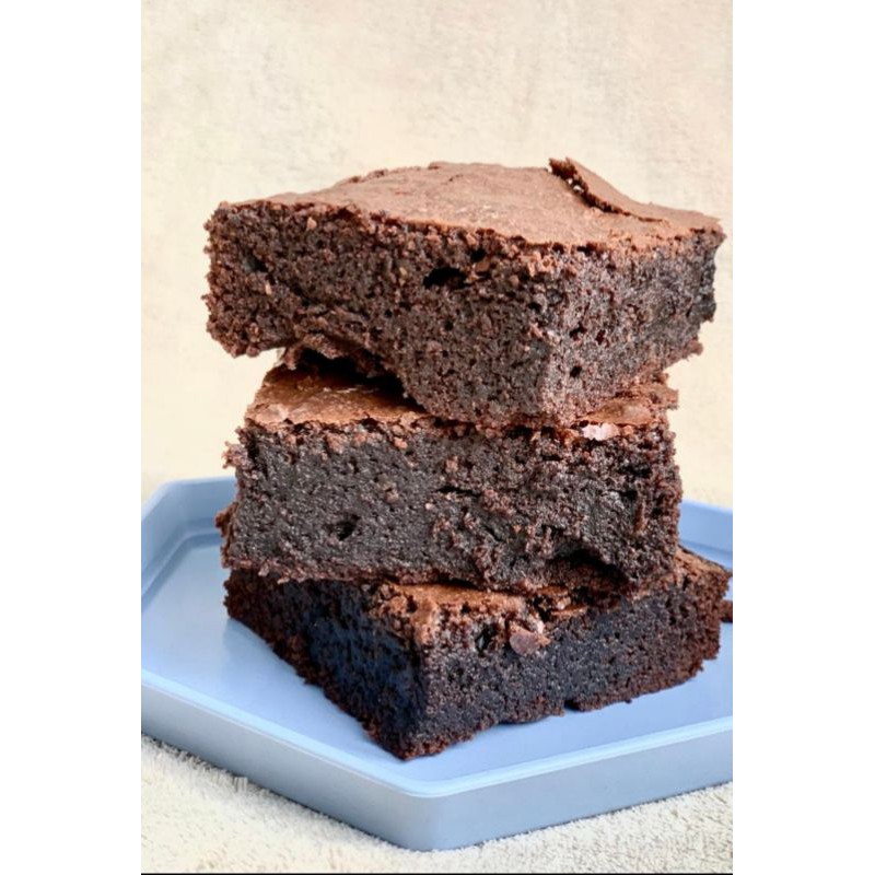 

Super Fudge Brownies 20x20cm PREMIUM INGREDIENT
