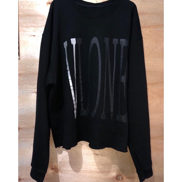 vlone crewneck