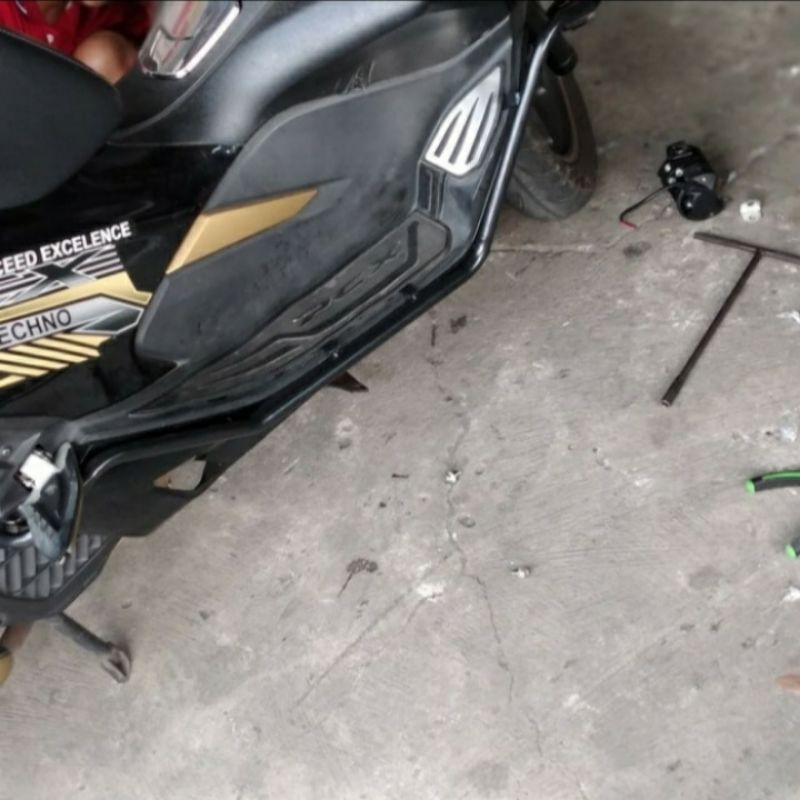 Crashbar pelindung body samping Honda Pcx 150 lokal