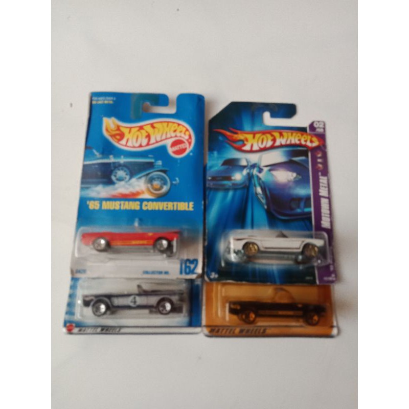 Hot Wheels 65 Mustang Convertible open kap