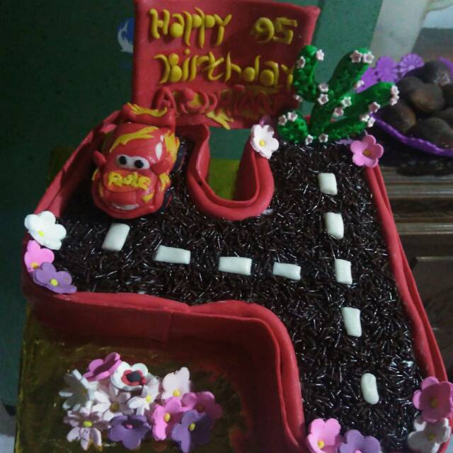 

Topper fondant lightning McQueen