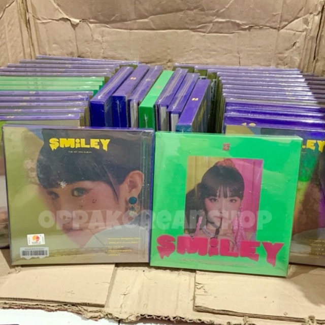 [READY] YENA - Mini Album Sealed Murah Vol.1 [ ˣ‿ˣ (SMiLEY)