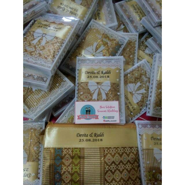 Pouch songket kemas mika+sablon nama