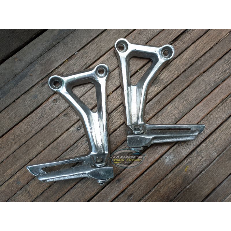 STEP CB 650 FOOT STEP CBR 650 REPRO