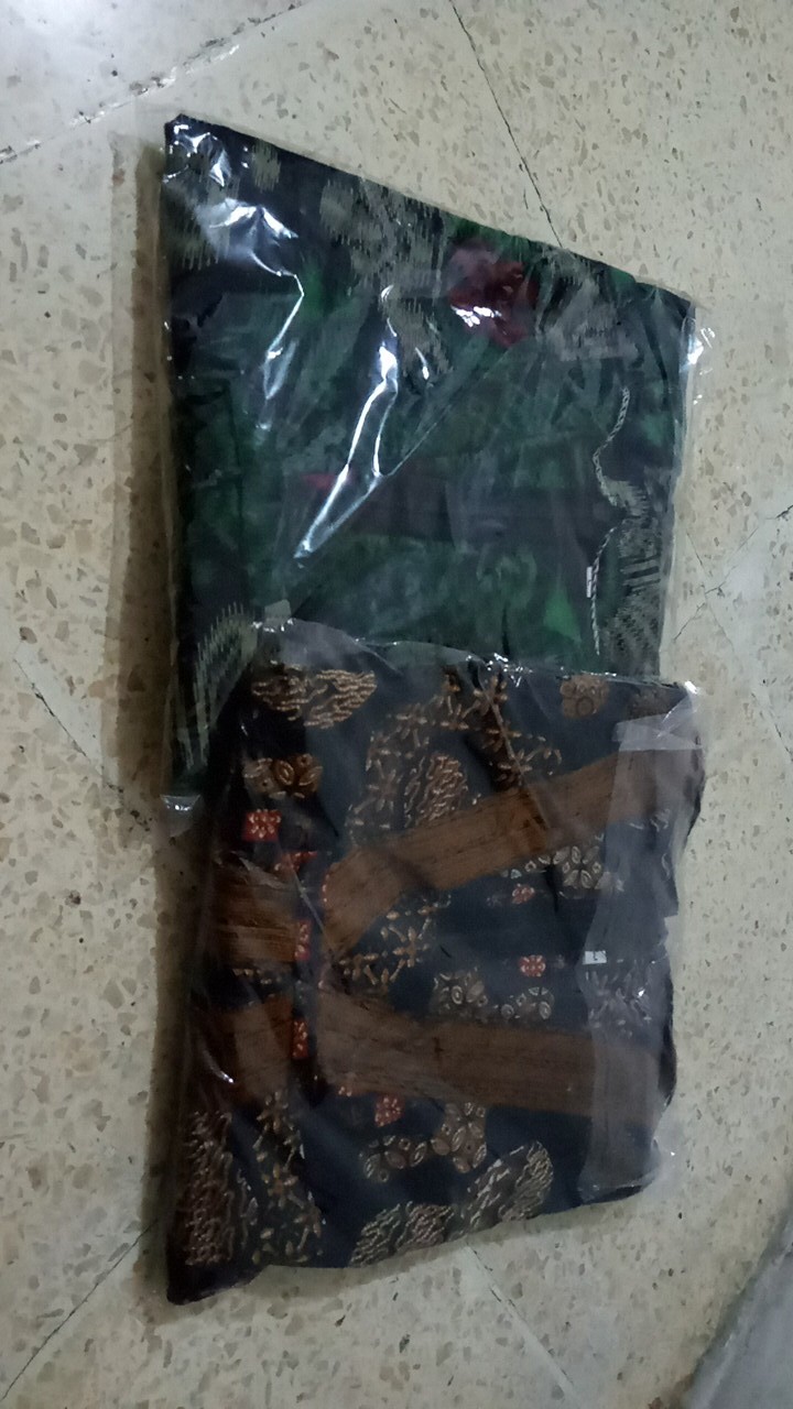 Maura Couple - Sania Ruffle Batik Couple