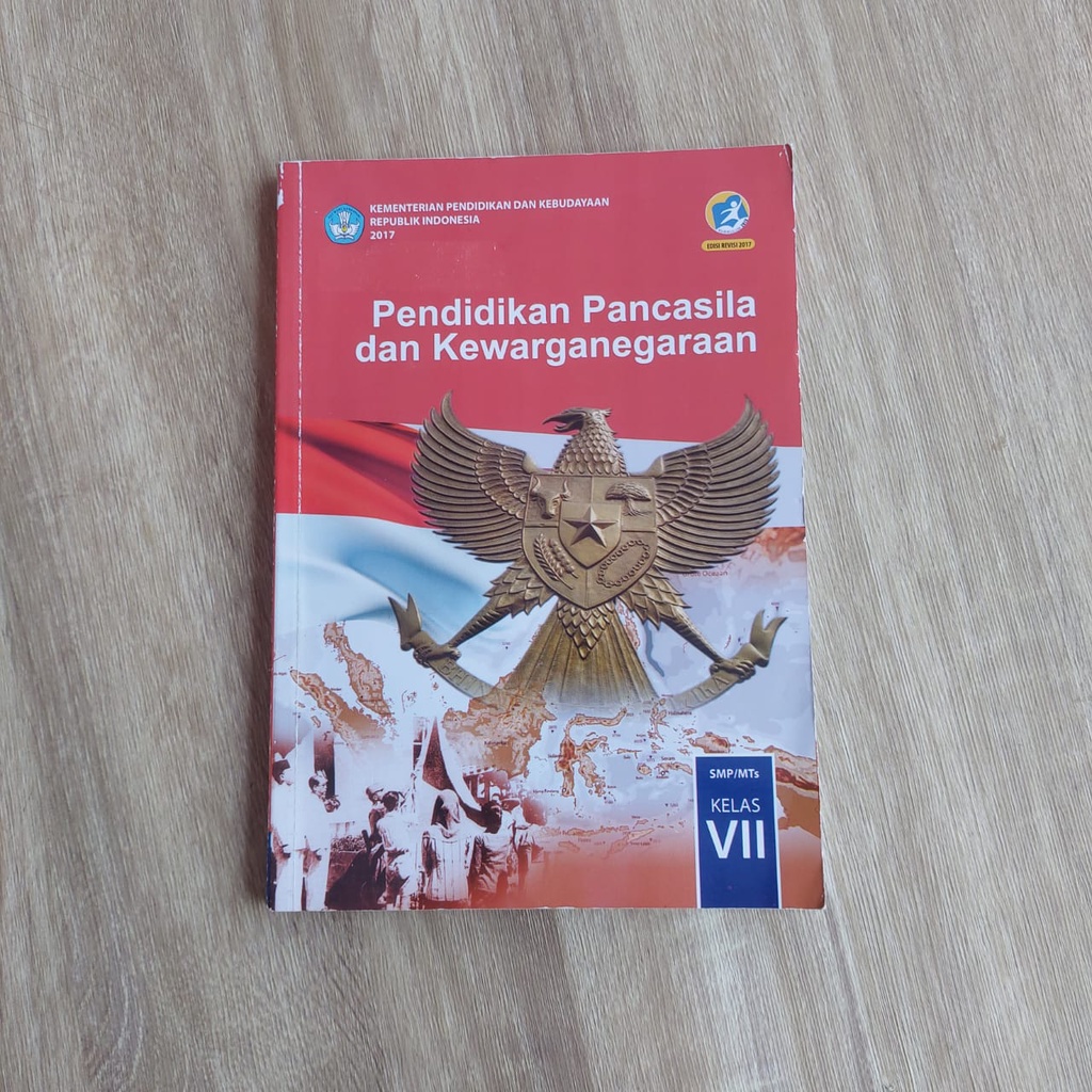 

Buku Pendidikan Pancasila dan kewarganegaraan untuk SMP/MTs kelas 7 kementrian pendidikan dan kebudayaan Republik Indonesia 2017 Edisi Revisi 2017