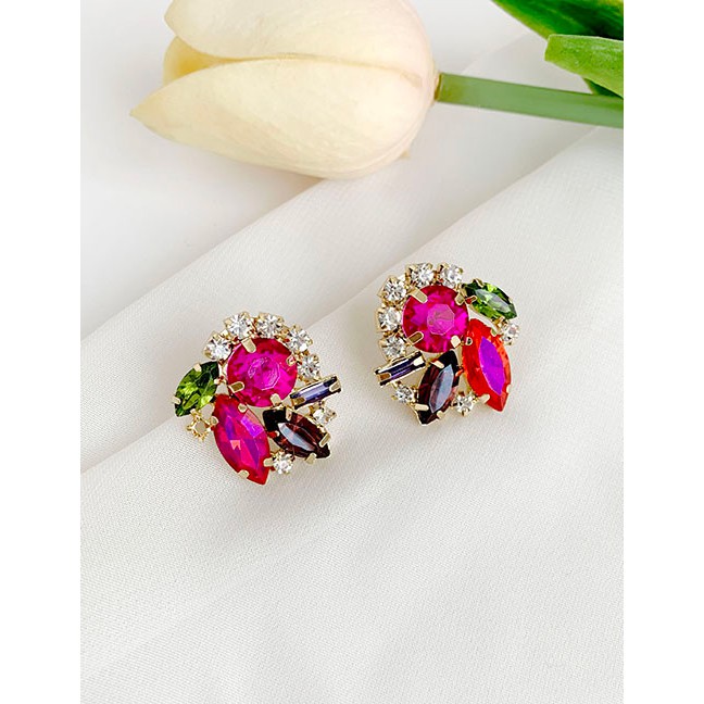 LRC Anting Tusuk Fashion Alloy Diamond Geometry Earrings D17666