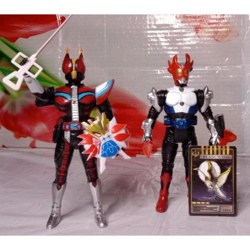 MAINAN ACTION FIGURE SUPER MEGAFORCE KEMEN RIDER LIMITED 3+