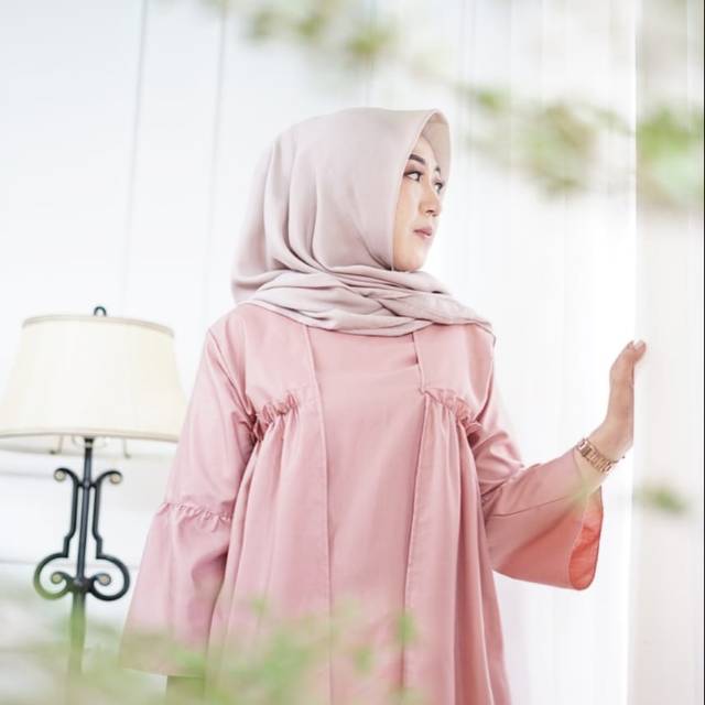MALIKA TUNIK