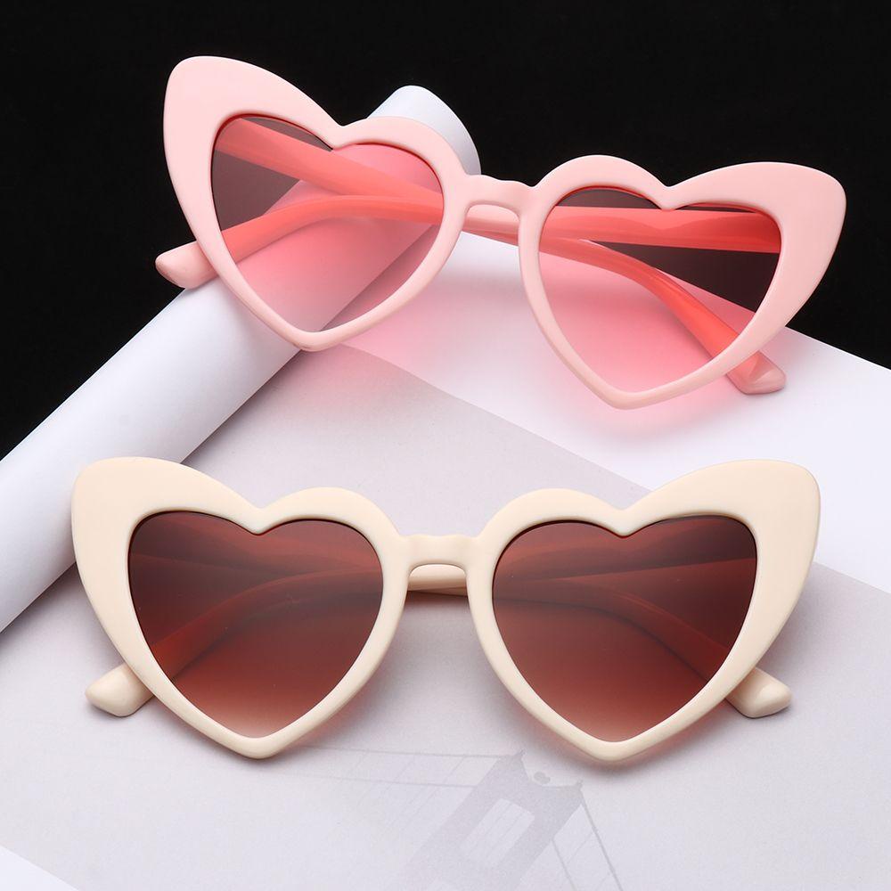 R-flower Kacamata Berbentuk Hati Aksesoris Wanita Clout Goggle Love Heart Sunglasses Eyewear