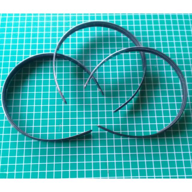 Bando Hitam / Putih Lebar 1cm