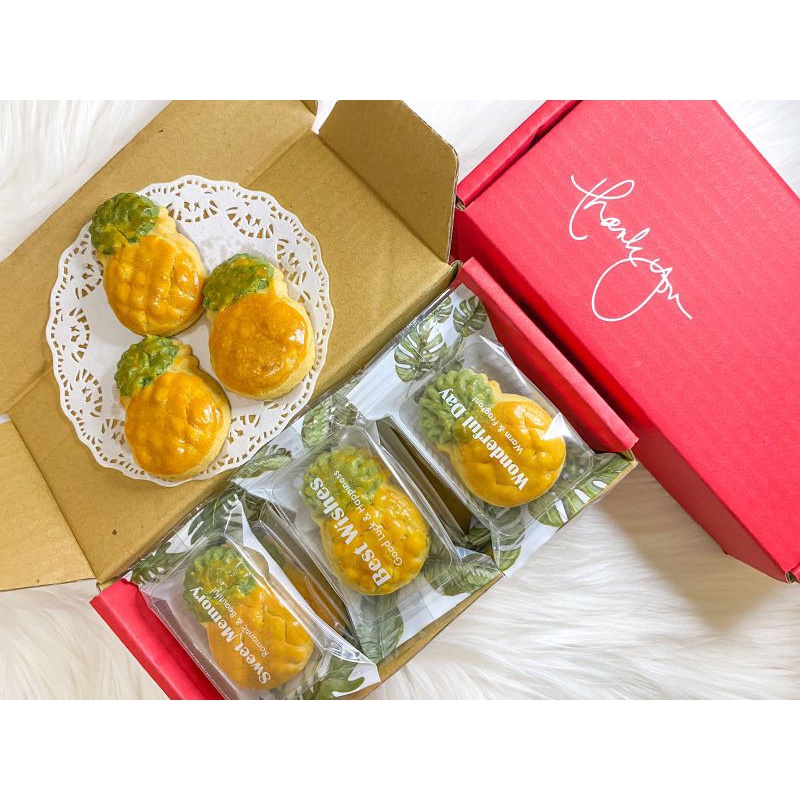 Hampers Lebaran  Nastar Taiwan Premium Pineapple Cake isi 6 pcs. Nastar Premium berbentuk Nanas