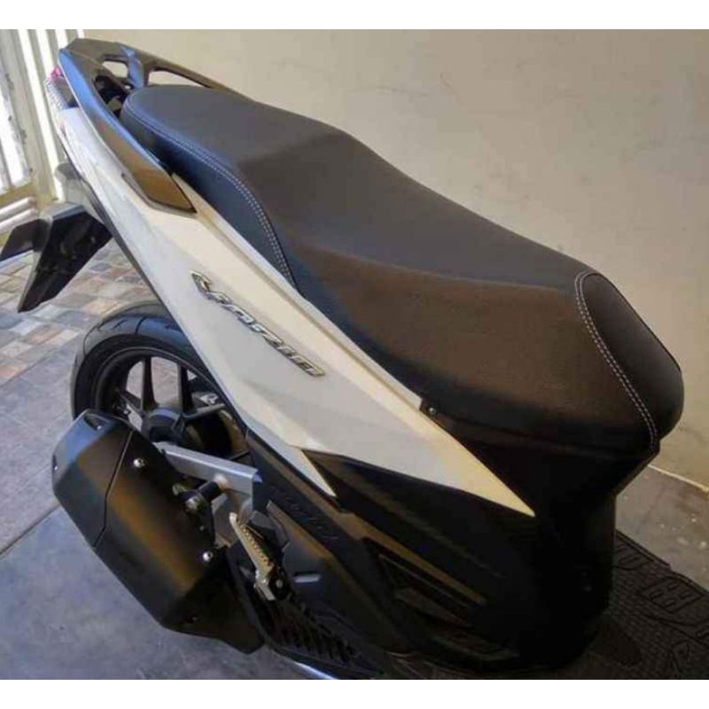 KULIT JOK MOTOR MBTECH VARIO 125/150 BEAT KARBU/FI SCOOPY FI MIO DLL