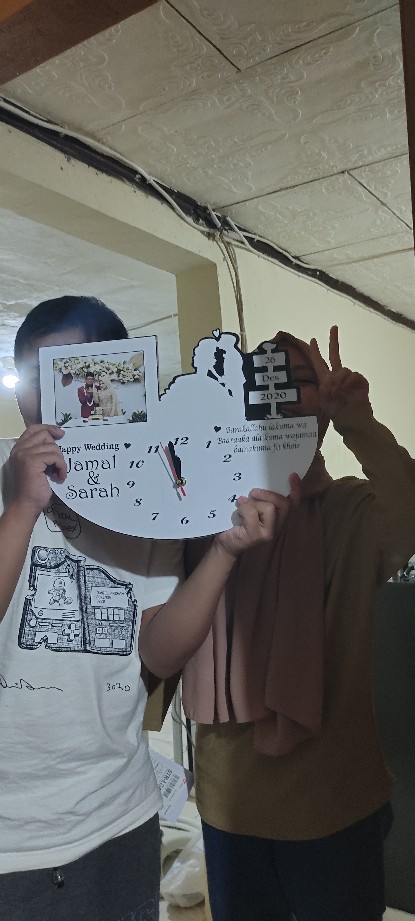 Jam Dinding Frame Foto Kayu Custom Costum Hadiah Kado Souvenir Pernikahan Wedding Anniversary Ultah