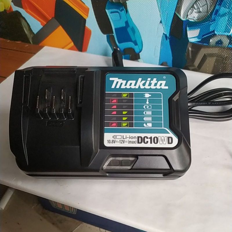 charger makita DC10WD 12V ces cesan batre DC 10 WD cas batre makita original