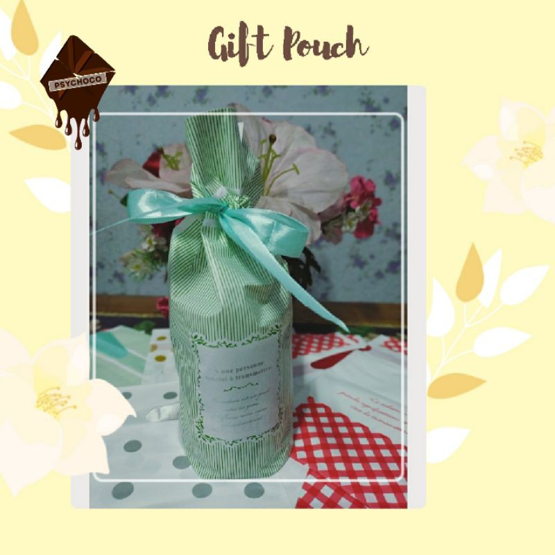 

HADIAH / KADO / WISUDA / GIFT POUCH