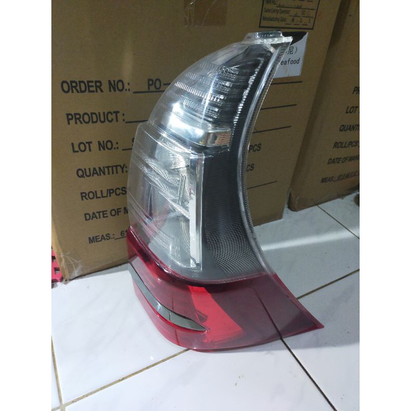 lampu stoplamp avanza type velos original baru 2017-2921