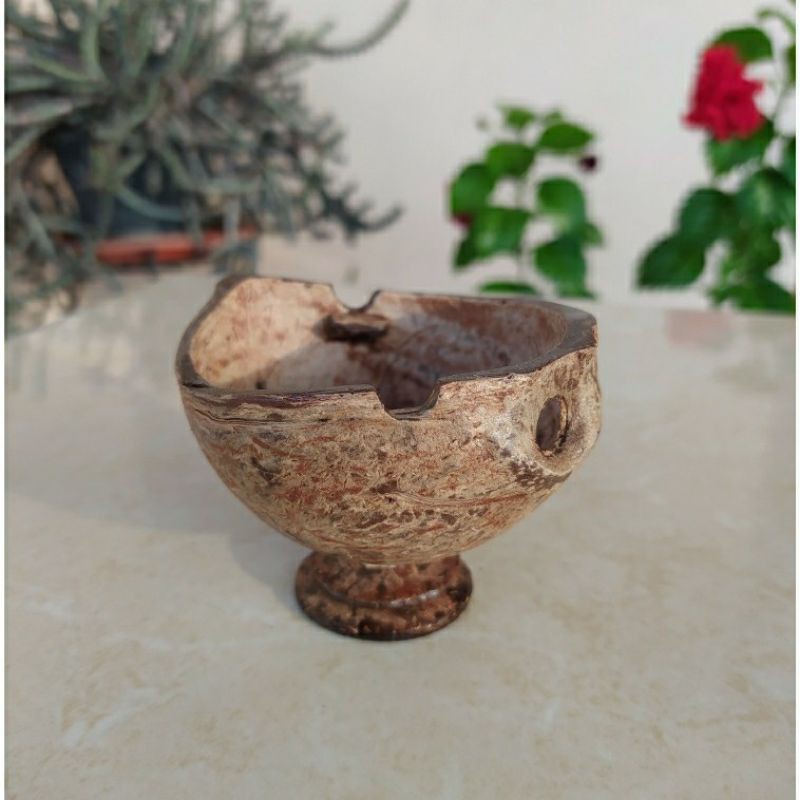 Asbak Batok Kelapa / Asbak Antik / Asbak Unik / Asbak Handmade / Barang Antik / Barang Unik/ rumah