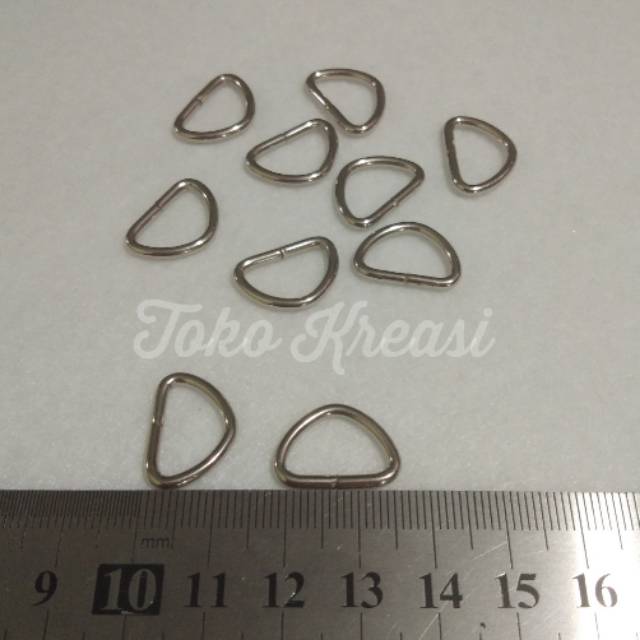 Ring D ukuran 1,5cm (per pcs)