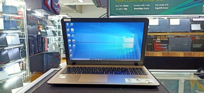 Laptop asus seken X540Y AMD E1 500gb 500 gb Murah