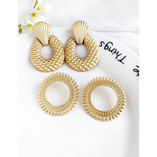 LRC Anting Tusuk Gold Alloy Ring Earrings F71340