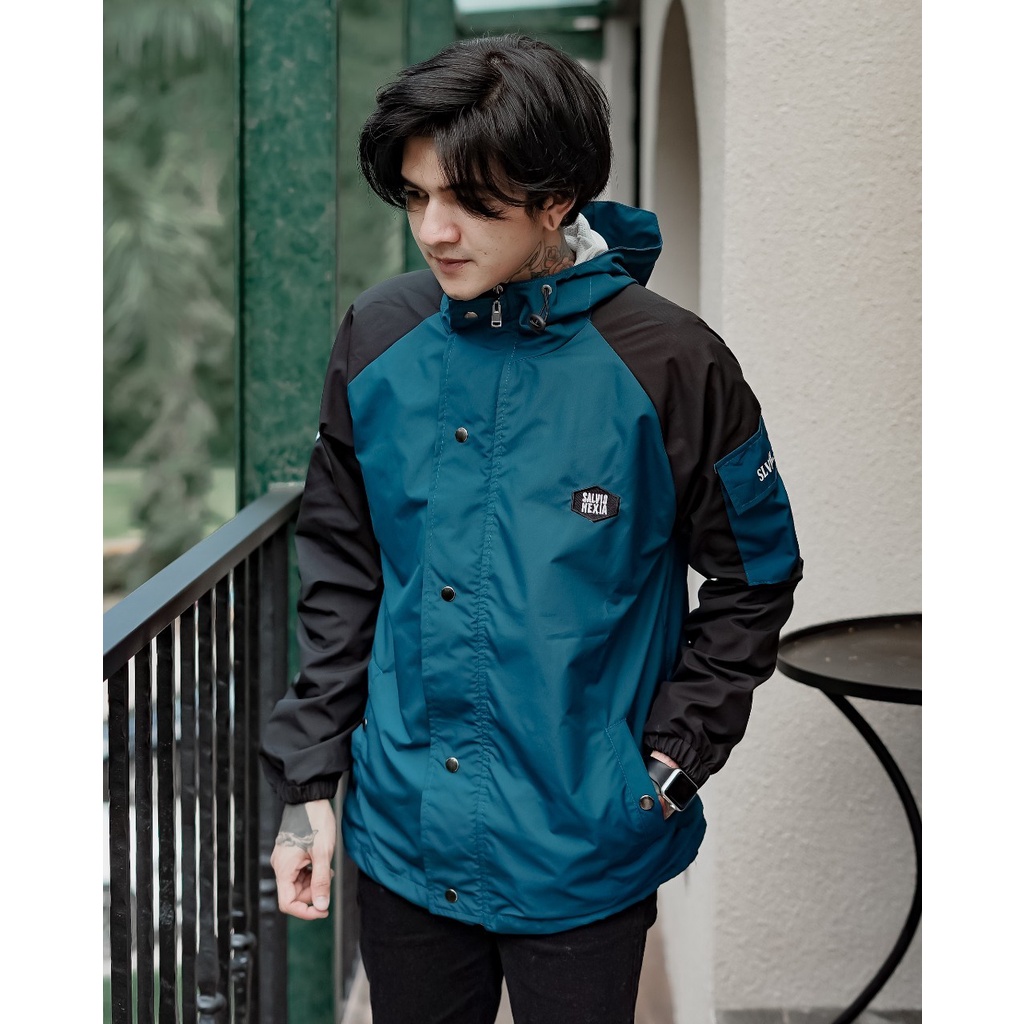 JAKET PRIA - JAKET PARASUT CASUAL SALVIO HEXIA - JAKET PARASUT PRIA - JAKET PRIA PARASUT - JAKET WP-Casual Petrol Hitam