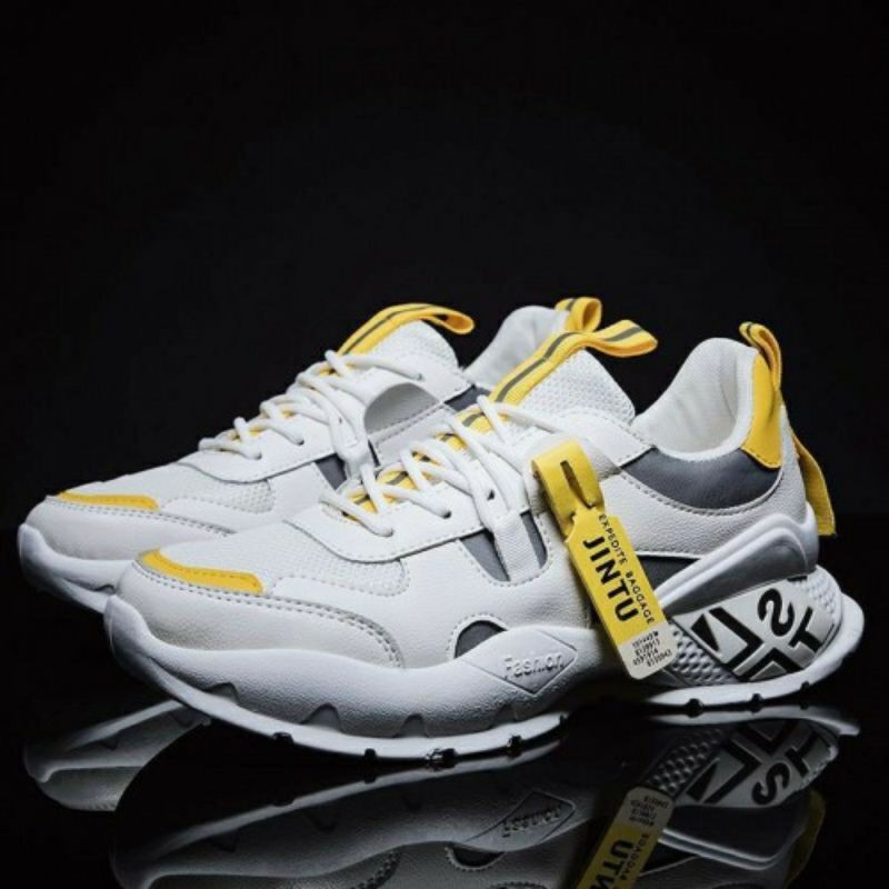 Sepatu Sneakers Jintu Pria murah
