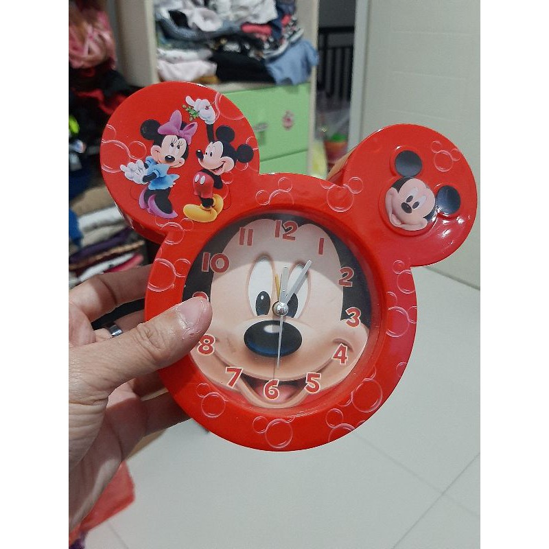 mickey mouse jam meja