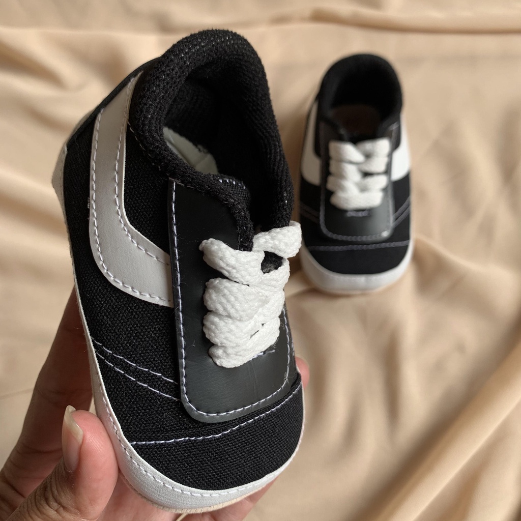 Prewalker Shoes Boy / Sepatu Vans Anak / Sepatu Import Keren Bayi Cowo SEPATU PREWALKER BABY UNISEX MODEL VANS (0-12 BULAN) TERBARU TERLARIS SEPATU ANAK TETAH TERMURAH TERLARIS SEPATU SNEAKERS BAYI BELAJAR BERJALAN EMPUK RINGAN ANTI SLIP PREWALKER VANS