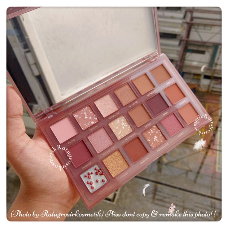 PROMO!!!EYESHADOW PALETTE NUDE NAUGHTY ANYLADY NO.946/RETRO WAVE 80'S NO.512